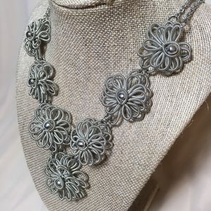 Vintage statement necklace. Springmade daisy